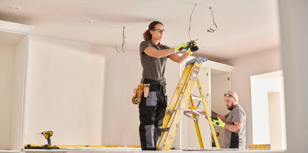 Best Outdoor Lighting Installation  in Cleveland Heights, OH