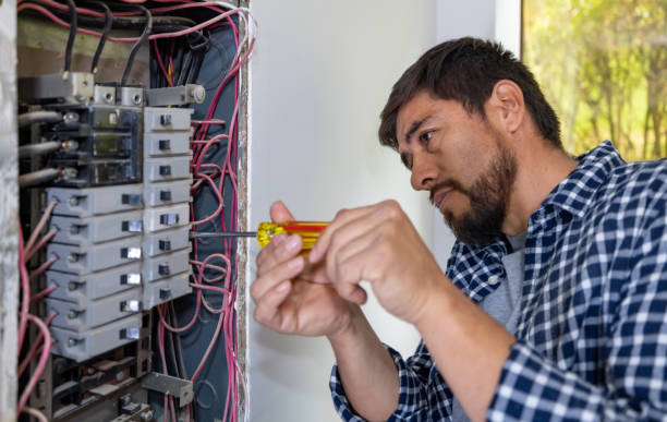 Best Emergency Electrical Repair  in Cleveland Heights, OH